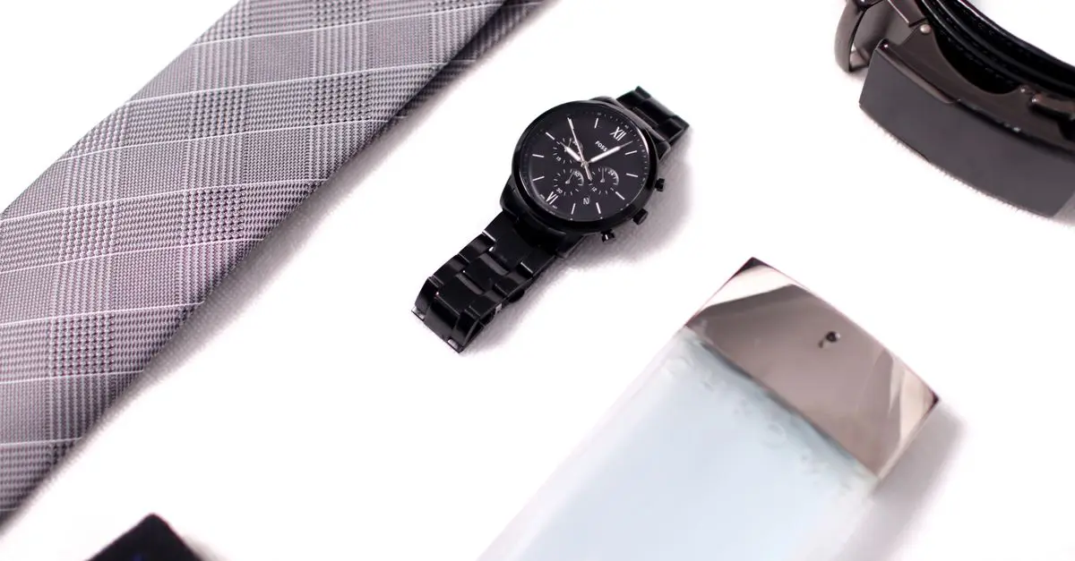 Los accesorios masculinos imprescindibles para destacar tu estilo