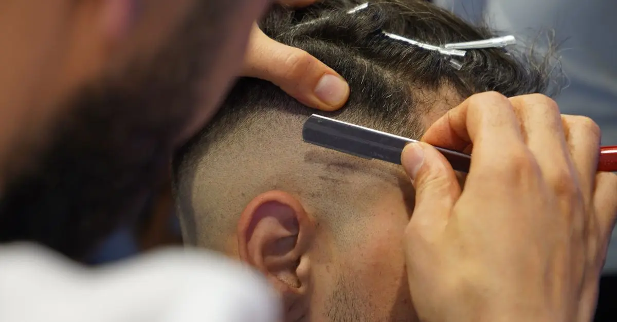 Las 7 tendencias de peinados masculinos que debes conocer