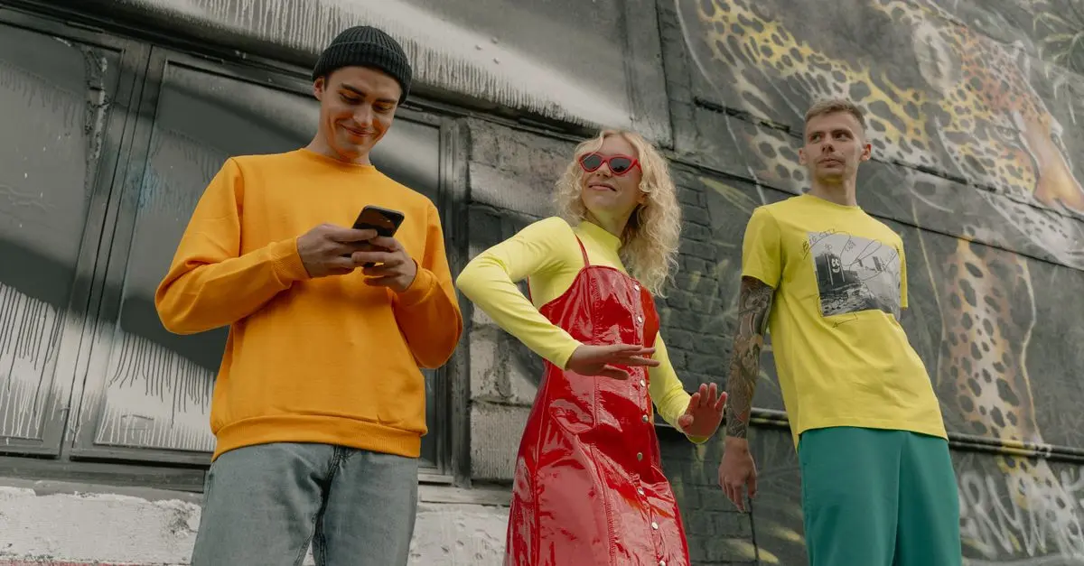 Las tendencias de colores en moda masculina que debes seguir